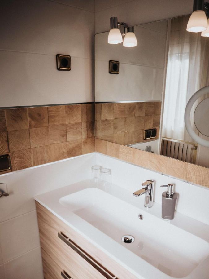 Hostal Les Fonts Castellar De N'Hug Eksteriør bilde