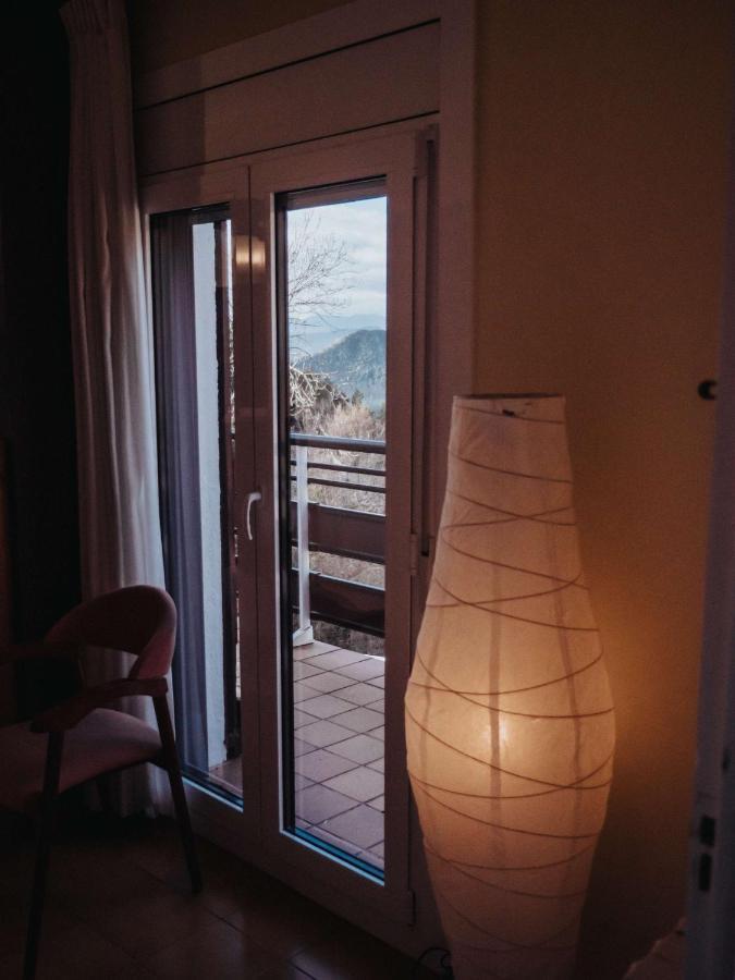 Hostal Les Fonts Castellar De N'Hug Eksteriør bilde