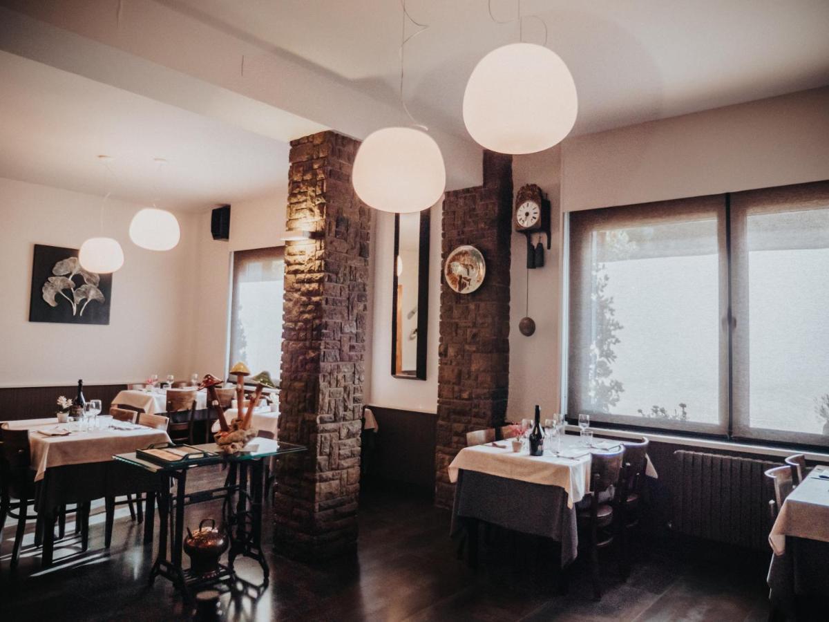 Hostal Les Fonts Castellar De N'Hug Eksteriør bilde