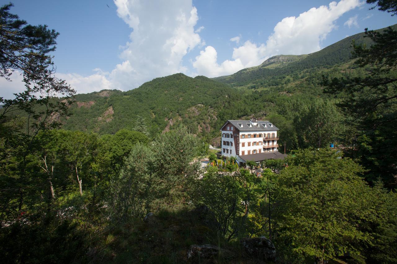 Hostal Les Fonts Castellar De N'Hug Eksteriør bilde
